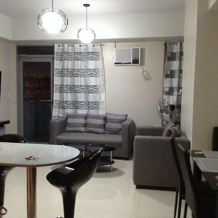 Cubao Manhattanheights Unit 11A Tower B, 2Br 马尼拉 外观 照片