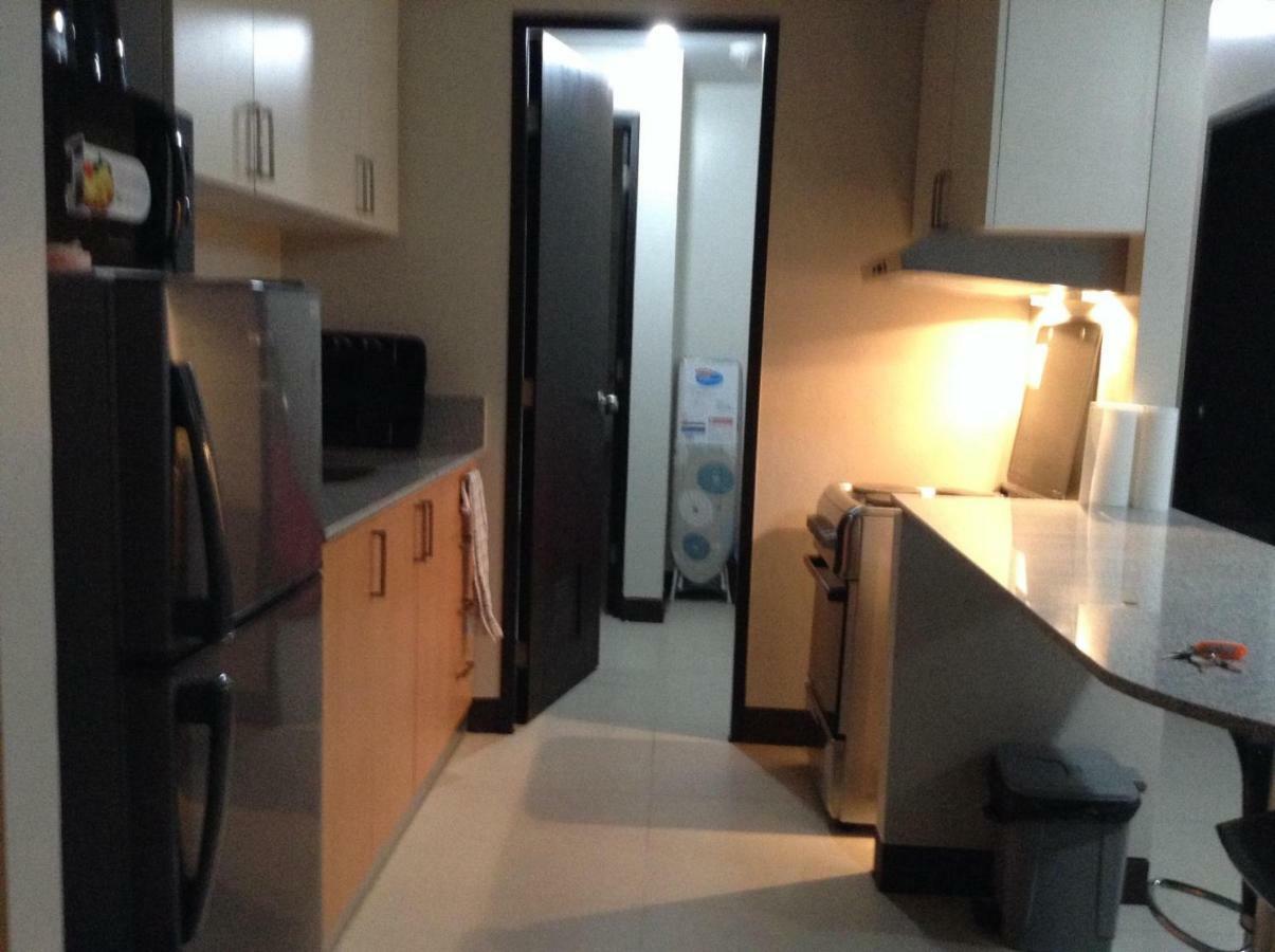 Cubao Manhattanheights Unit 11A Tower B, 2Br 马尼拉 外观 照片