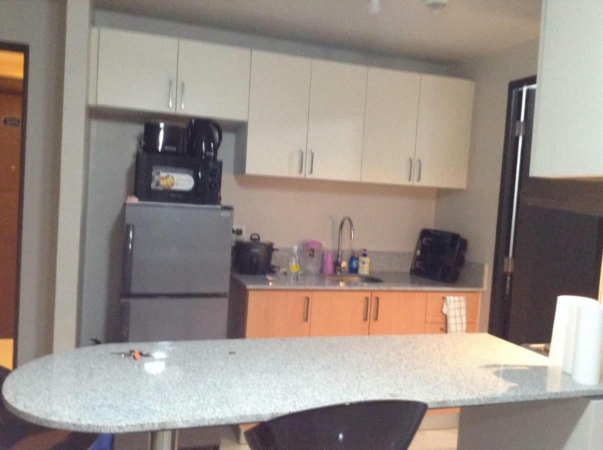 Cubao Manhattanheights Unit 11A Tower B, 2Br 马尼拉 外观 照片